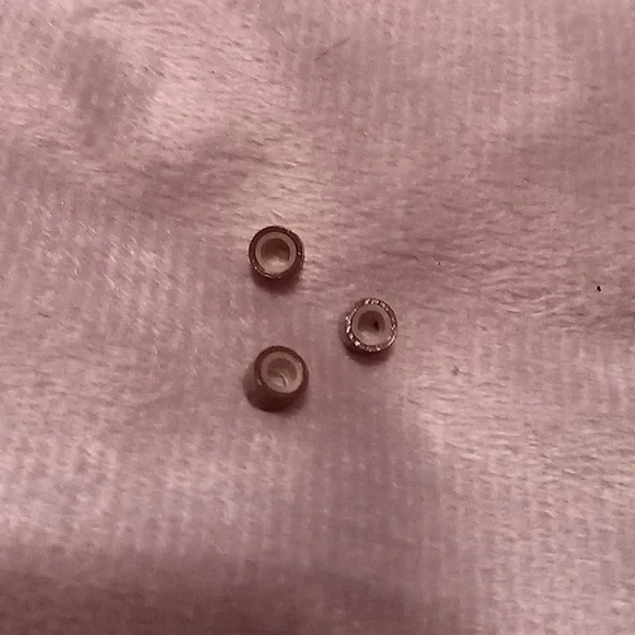 Hair Statement Peacock Feather! - Picture 5 of 6